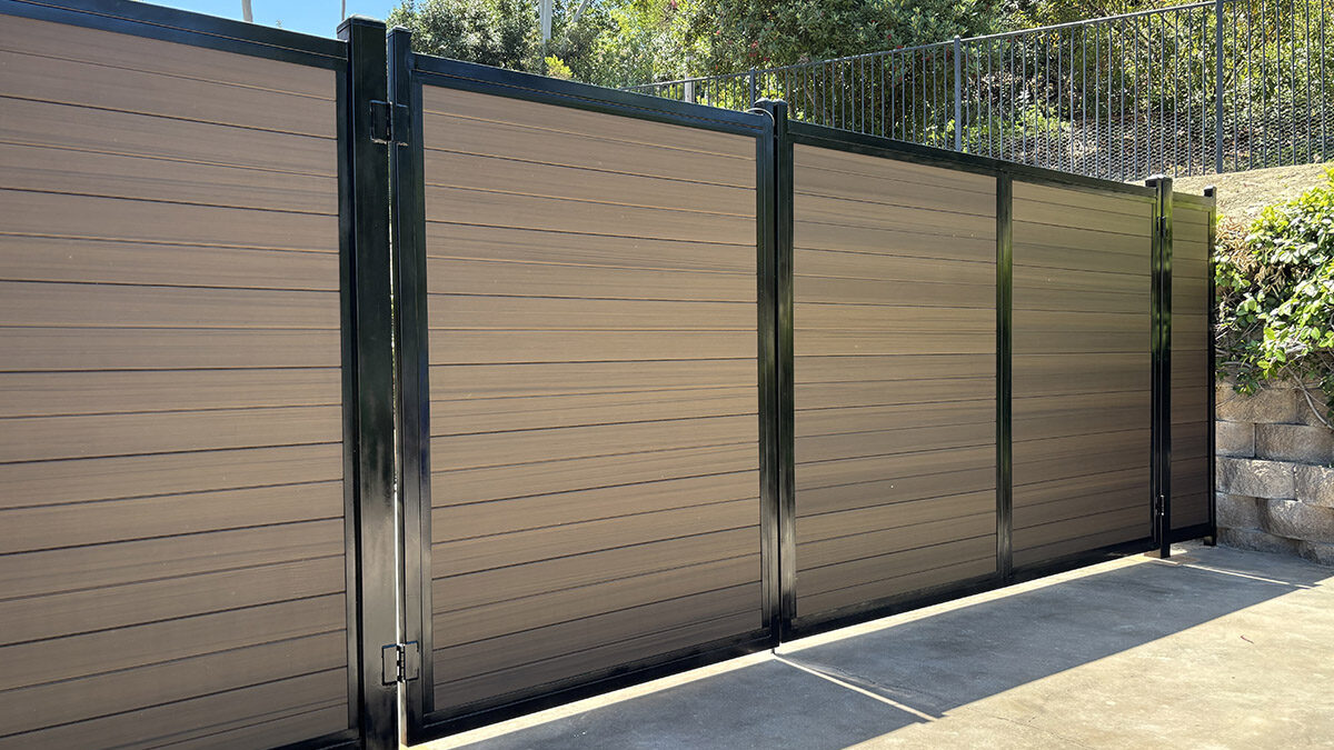 Custom Vinyl Wood Inlay Driveway Gate