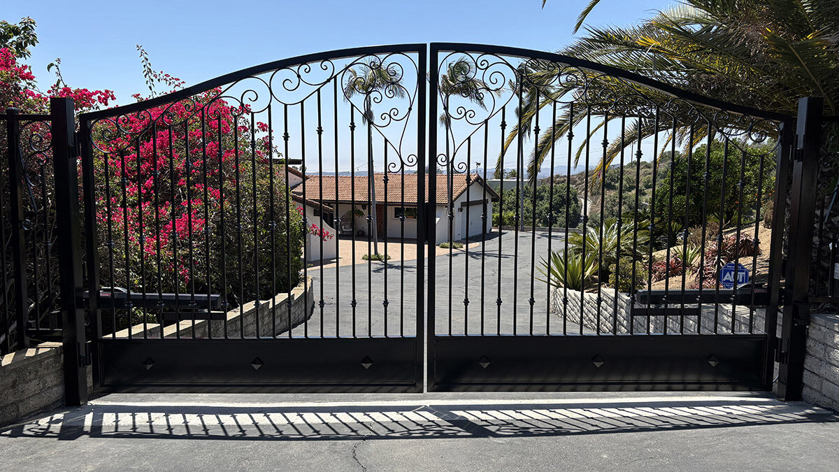Driveway Entry Gate – Custom Wrought Iron