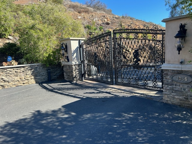 Wrought Iron Automatic Driveway Entry Gates